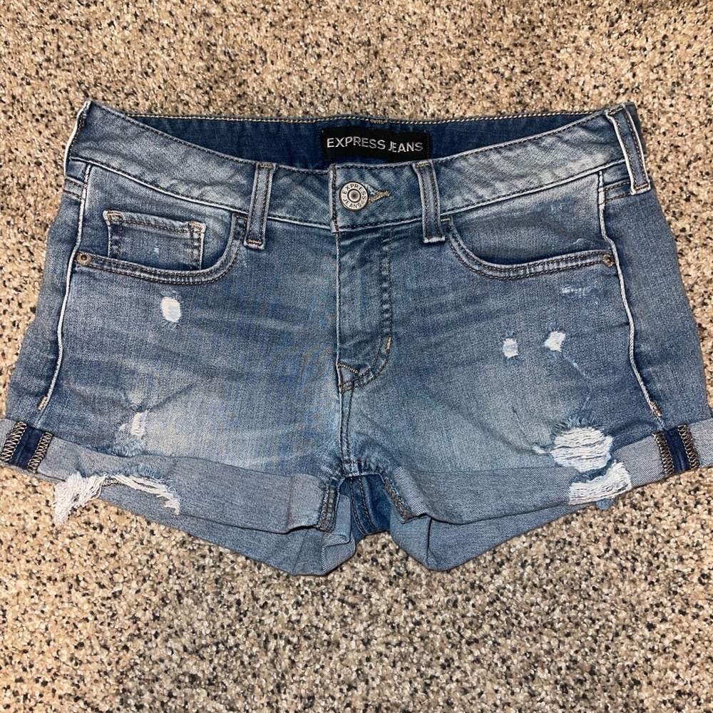 Light wash Express jeans shorts